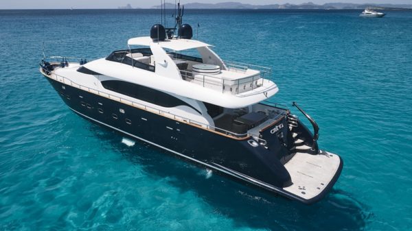 MAIORA 99 vip yacht rent ibiza