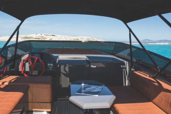 Vanquish VQ43 boat rent ibiza