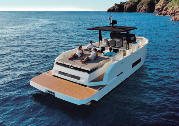 De Antonio 42 boat rent ibiza