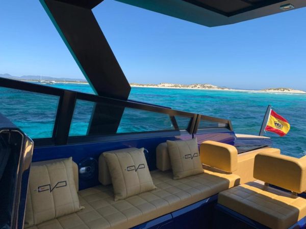 evo 43 yacht rent ibiza